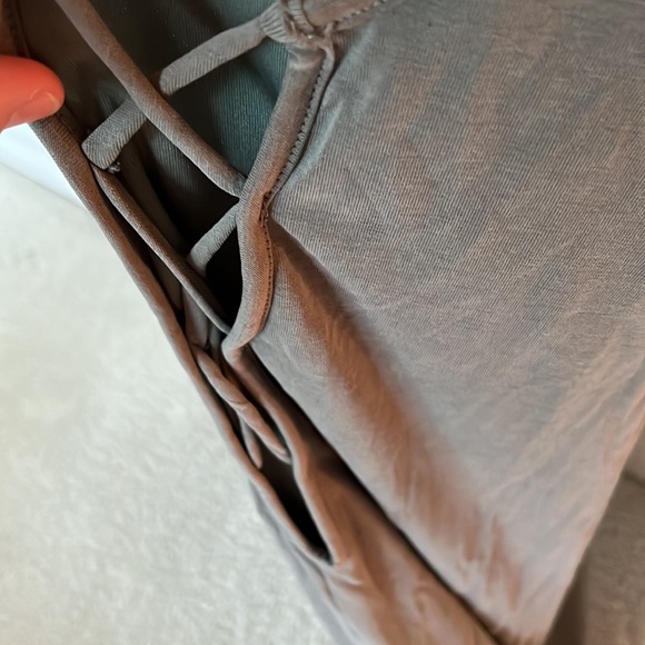 Green Altar’d State dress - Picture 4 of 4